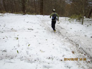雪道トレイルを走ってきました