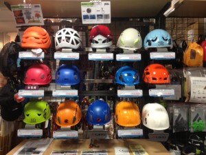 【長野店】　登山ヘルメットコーナーが更に…