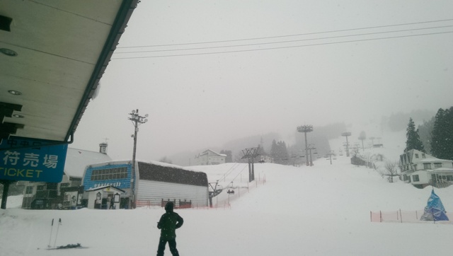 【大宮店】石打丸山スキー場で滑り倒す